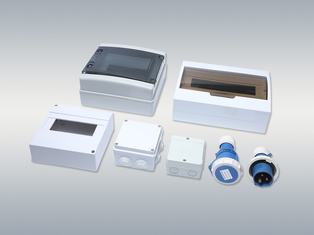 Enclosures&Plug